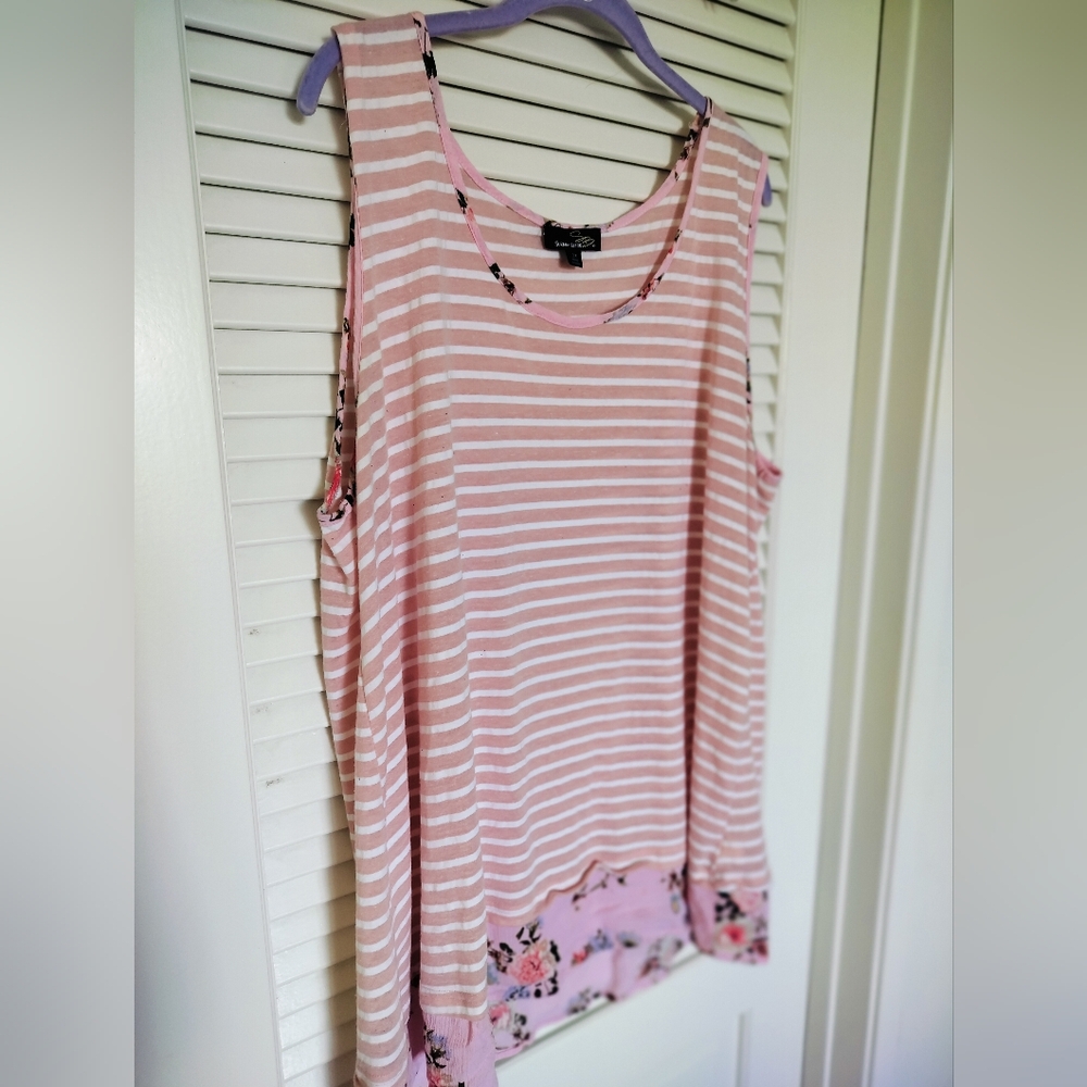 Suzanne Betro Women's Plus Size 2X Pink Striped Floral Trim Tank Top Cami